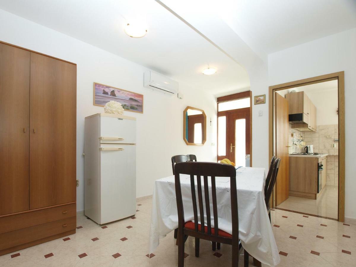 Apartments Boris 1965 พูลา ภายนอก รูปภาพ