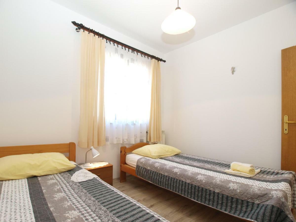 Apartments Boris 1965 พูลา ภายนอก รูปภาพ