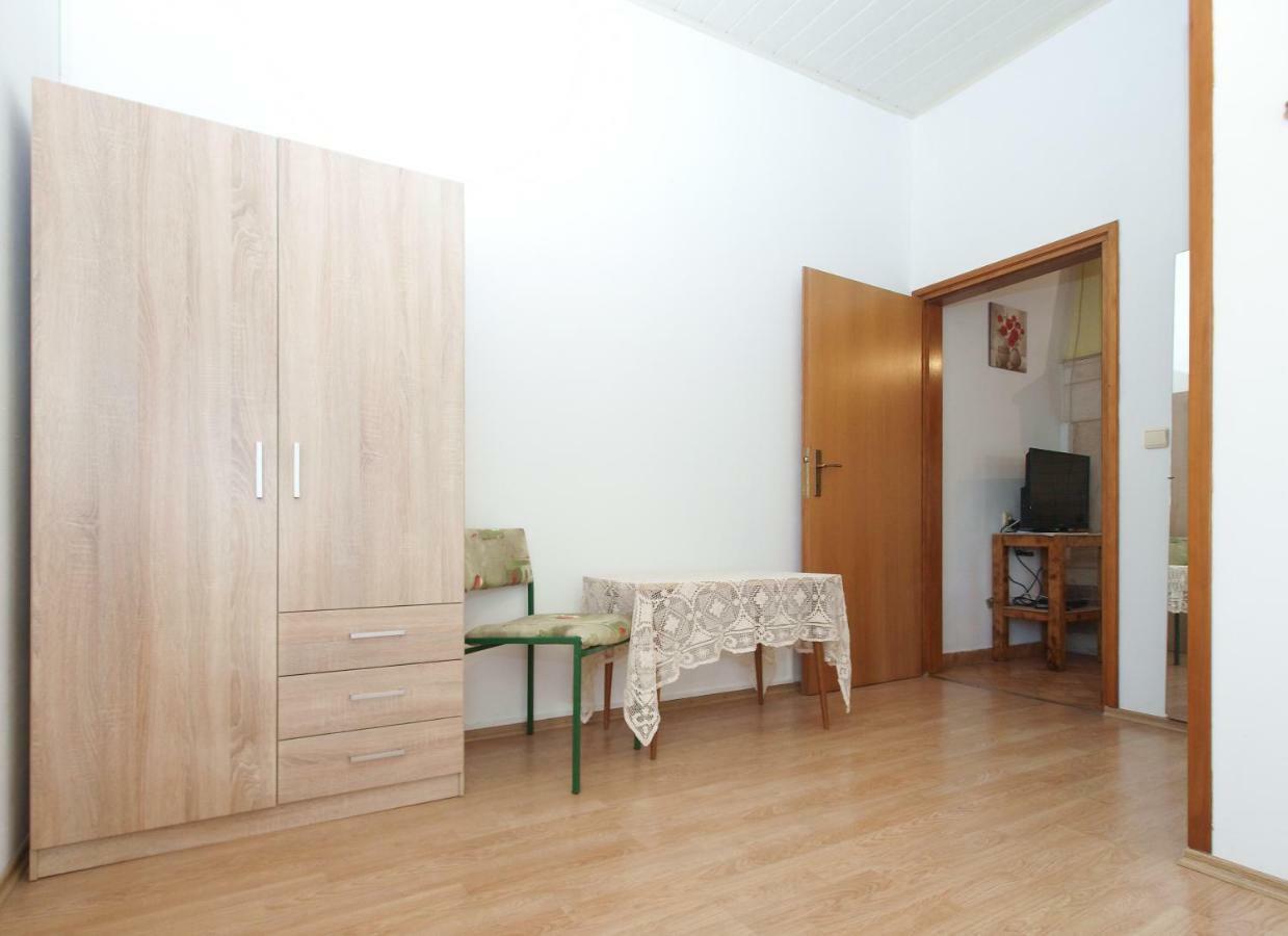 Apartments Boris 1965 พูลา ภายนอก รูปภาพ