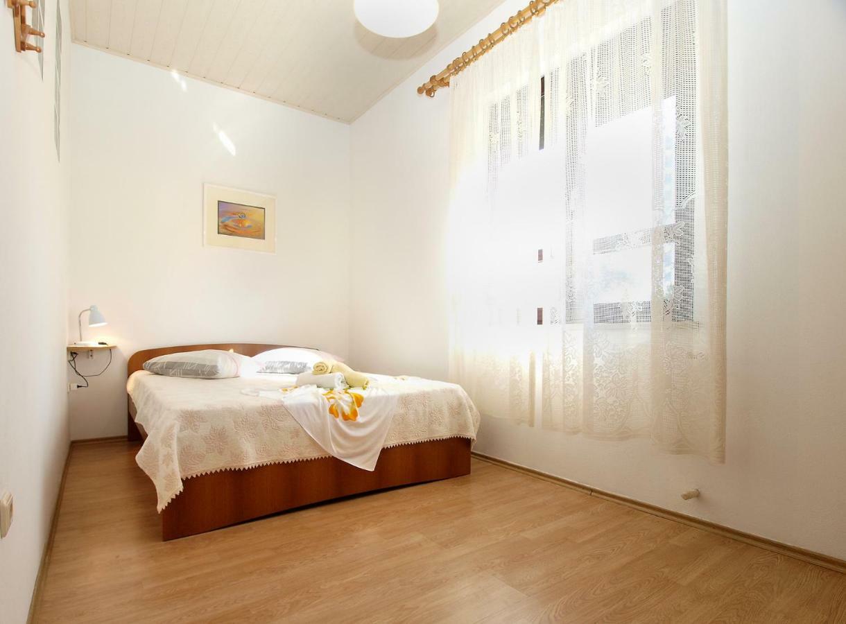 Apartments Boris 1965 พูลา ภายนอก รูปภาพ